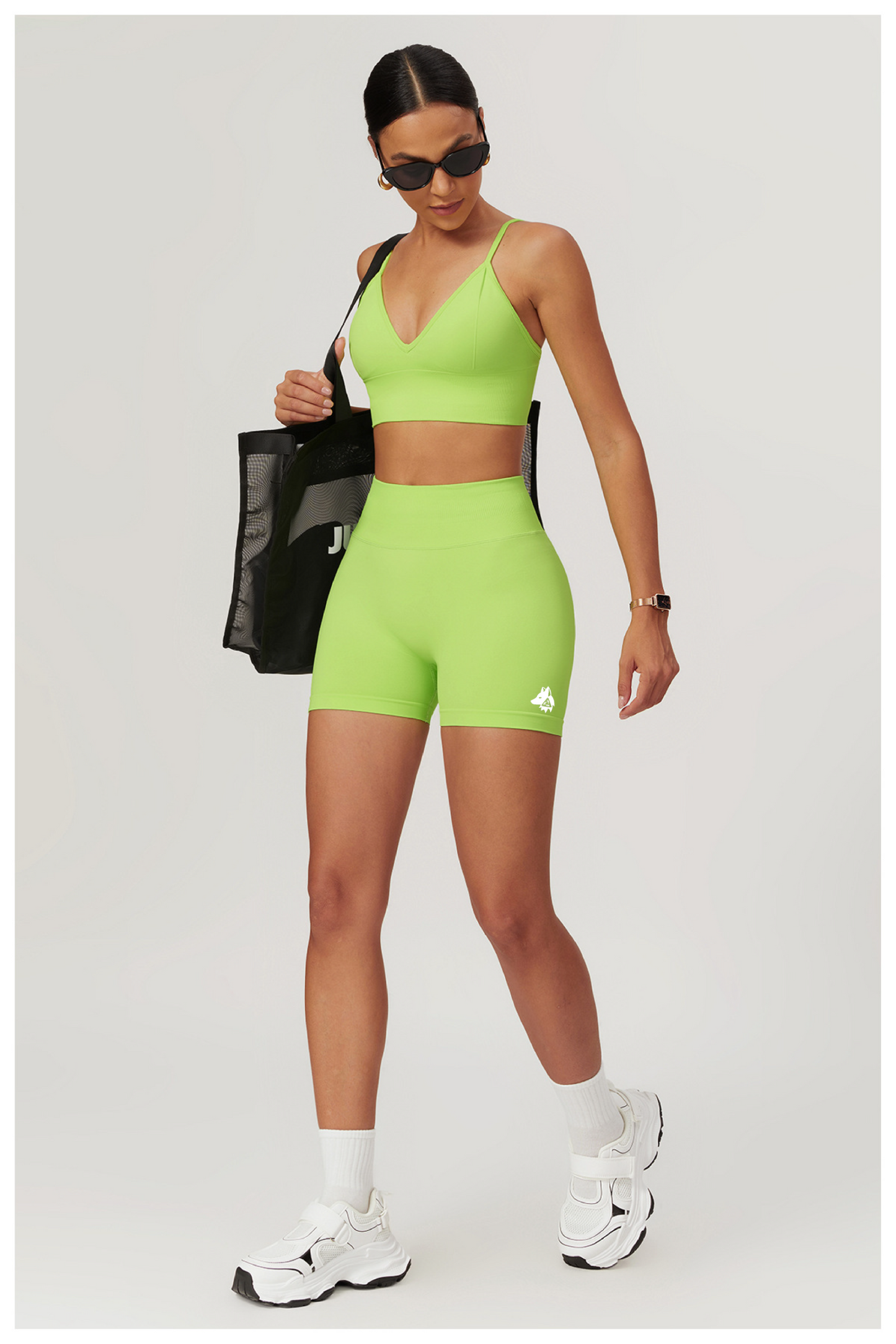 AMPLIFY SCRUNCH SHORTZ